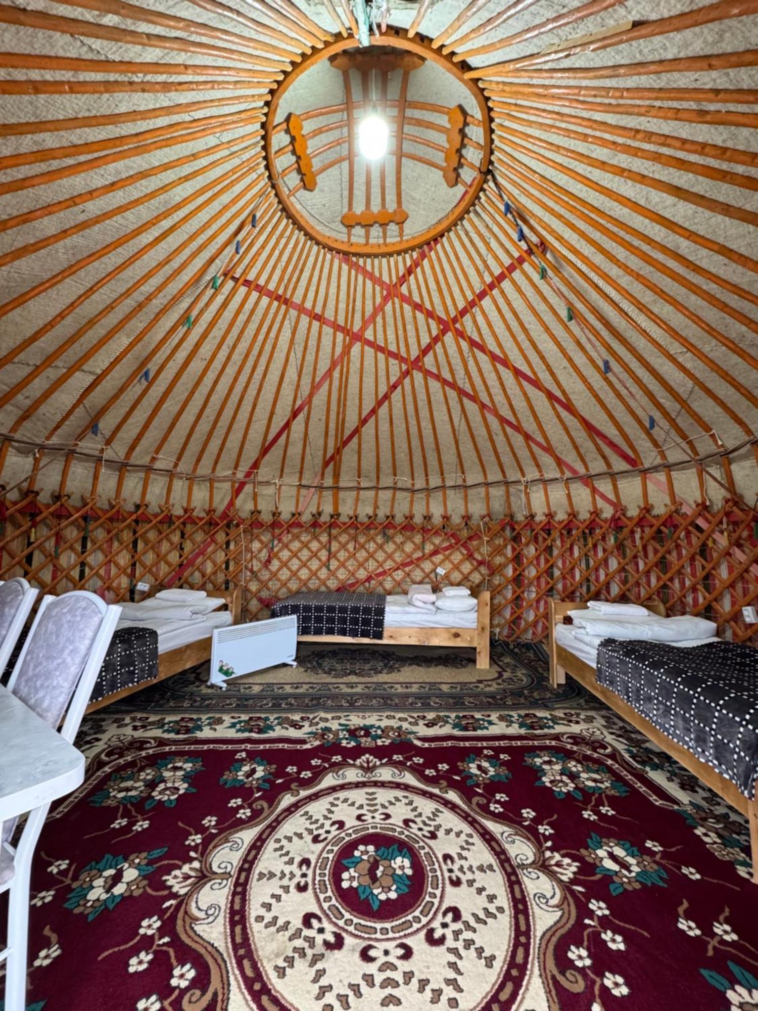 فندق Bosogo Yurt Camp Bokonbayevo المظهر الخارجي الصورة