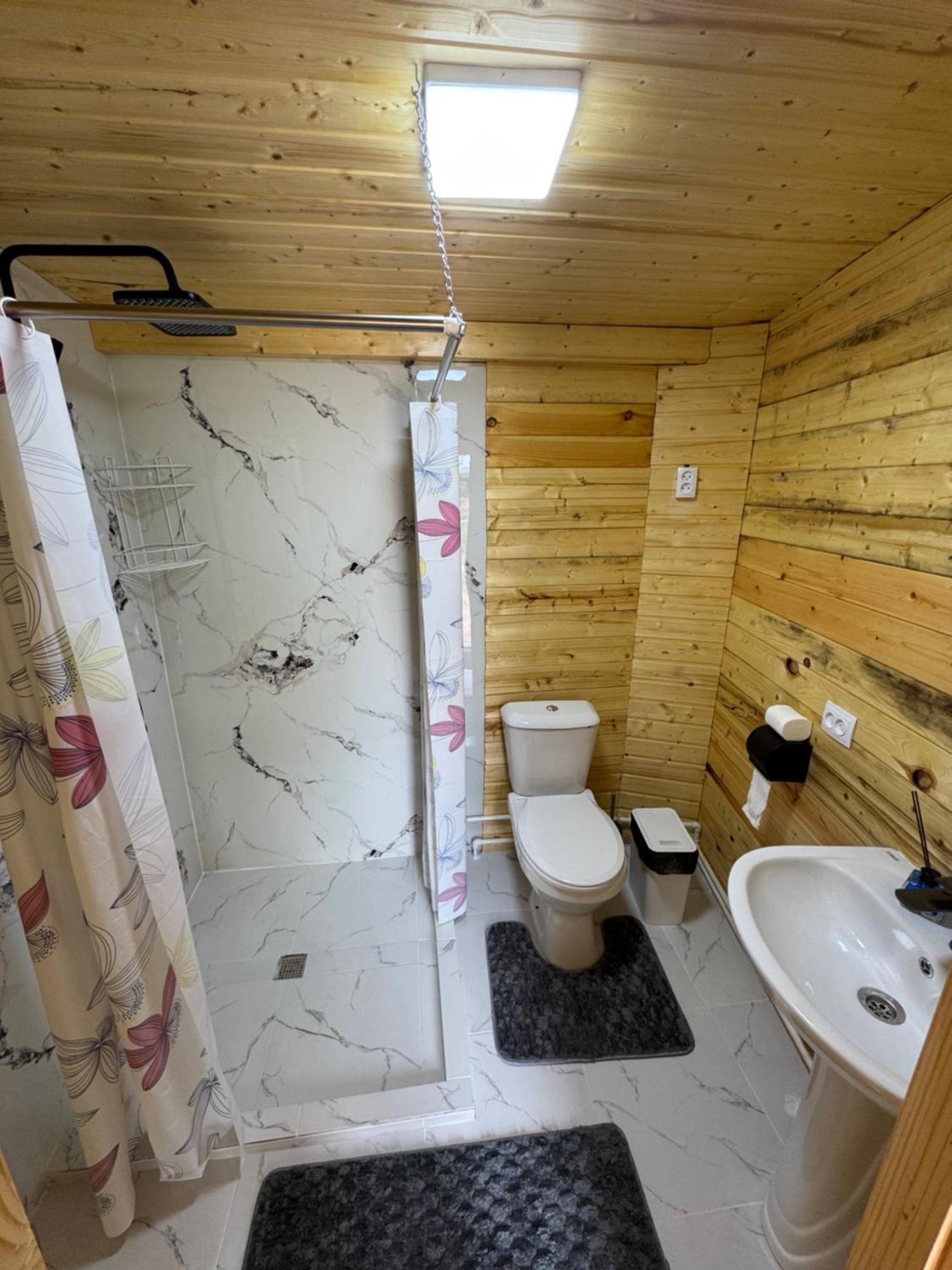 فندق Bosogo Yurt Camp Bokonbayevo المظهر الخارجي الصورة